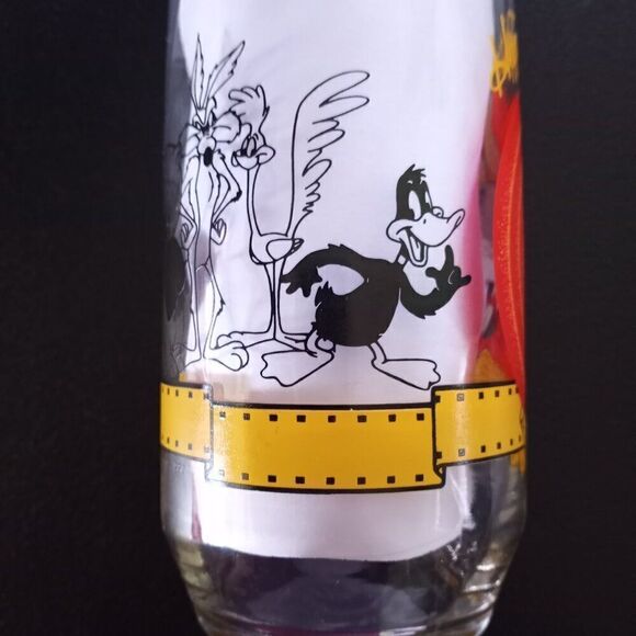1990 Bugs Bunny Glass Happy Birthday 50th Anniversary Warner Bros Vintage 1990 - Picture 10 of 14